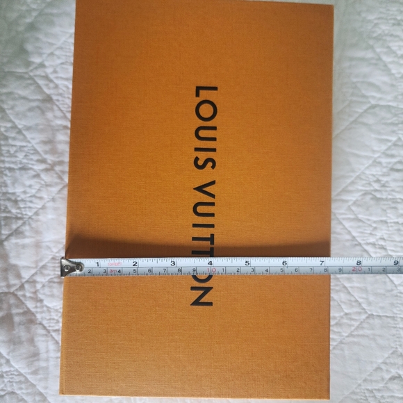 Louis Vuitton Orange Gift/Storage Box - Picture 3 of 6